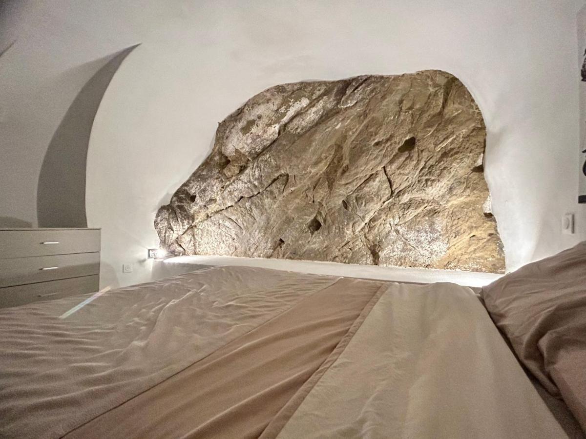 מנטון Cave House Apartment מראה חיצוני תמונה
